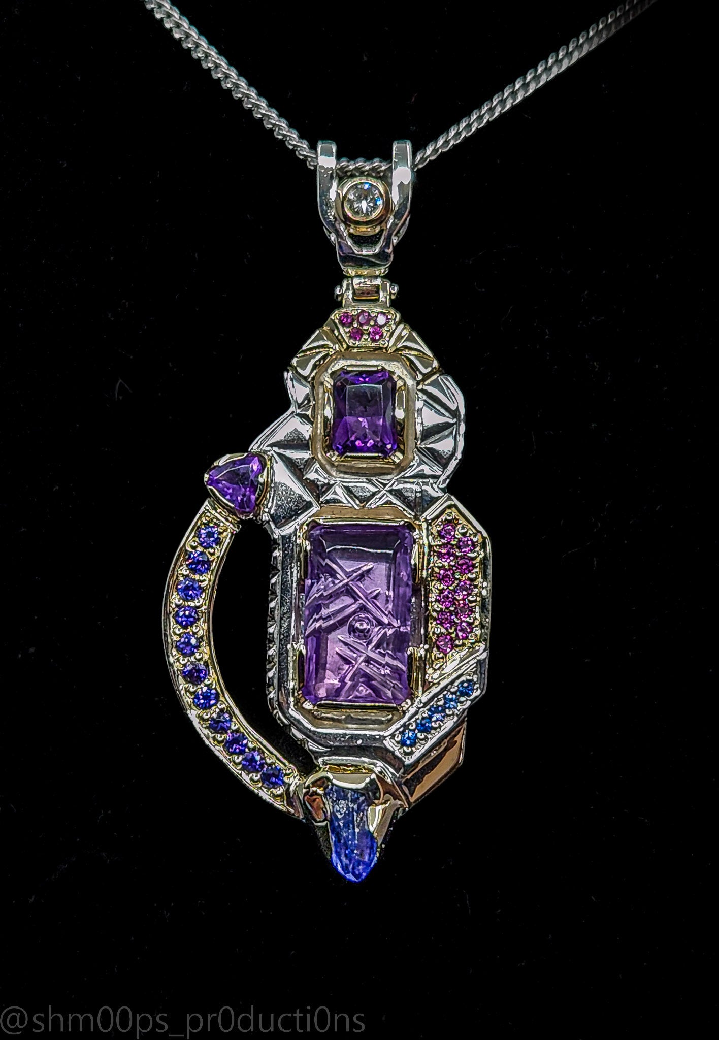 Durin's Legacy Amethyst Pendant